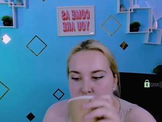 viola-sweet live webcam show