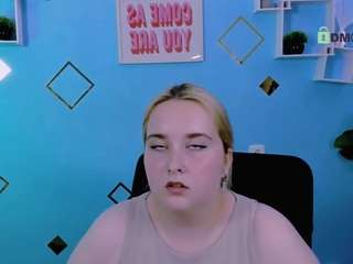 viola-sweet live webcam show