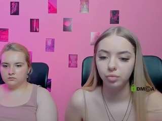 viola-sweet live webcam show