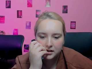 viola-sweet live webcam show