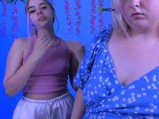 viola-sweet live webcam show