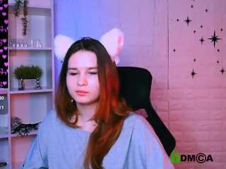 angie-foxy