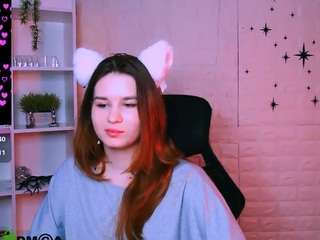 angie-foxy