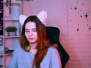 angie-foxy
