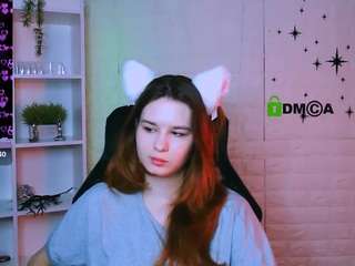 angie-foxy