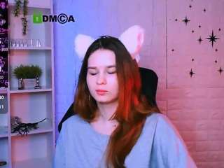 angie-foxy
