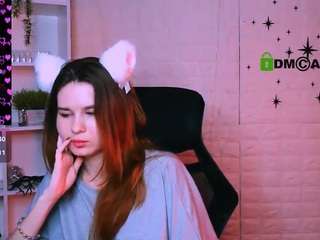angie-foxy