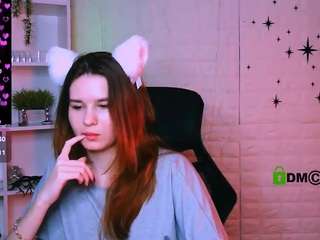 angie-foxy