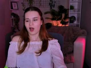 angie-foxy