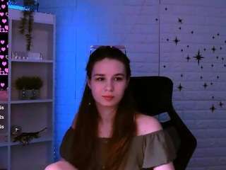 angie-foxy