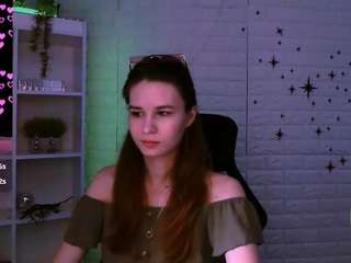 angie-foxy