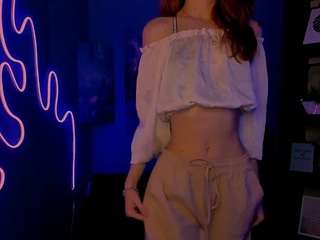 angie-foxy