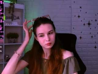 angie-foxy