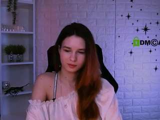 angie-foxy