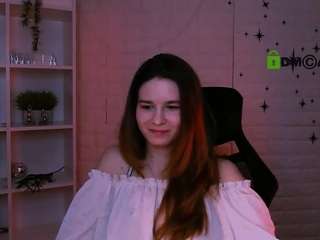 angie-foxy