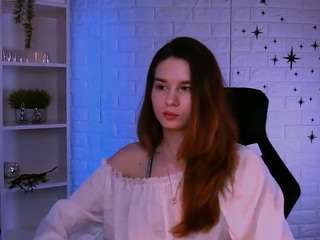 angie-foxy