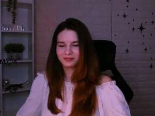 angie-foxy