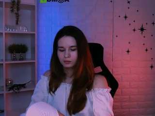 angie-foxy