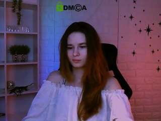 angie-foxy
