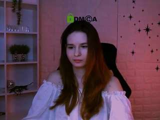 angie-foxy