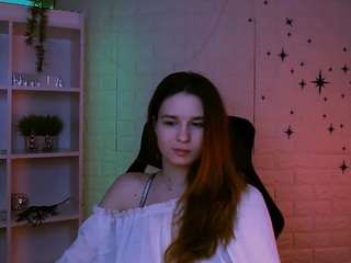 angie-foxy