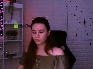 angie-foxy