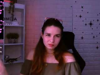 angie-foxy