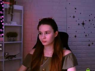 angie-foxy