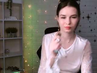 angie-foxy