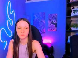 angie-foxy