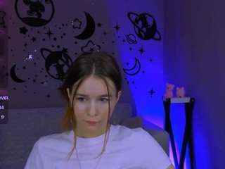 angie-foxy