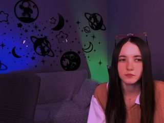 angie-foxy