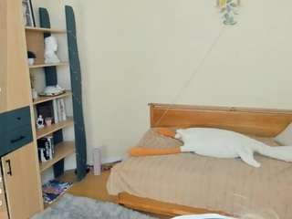 CecilaChars live cam preview