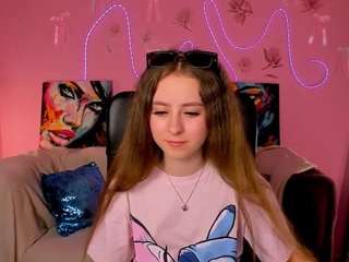 cristin-kisses