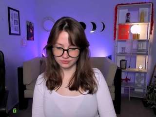 cristin-kisses