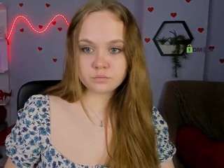 cristin-kisses