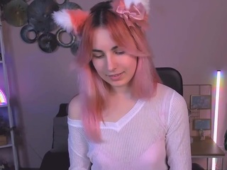 cristin-kisses
