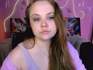 cristin-kisses