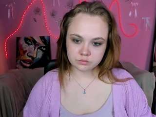 cristin-kisses