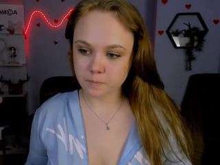 cristin-kisses