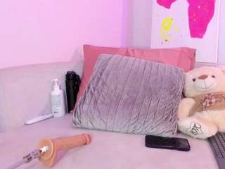 le modèle dulce-charm est en webcam porno dans un show sur le site camsoda, il possède les tags suivants: ahegao,black hair,camel toe,dildo or vibrator,feet,full nudity,hazel eyes,naked,pussy,skinny,teen 18,young adult,college,hd,small tits