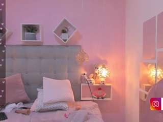 dulcepowll Live Webcam on CamSoda
