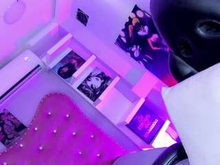 Gaby_sexy_doll_ts