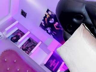 Gaby_sexy_doll_ts