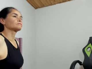 liz-grettel live webcam show