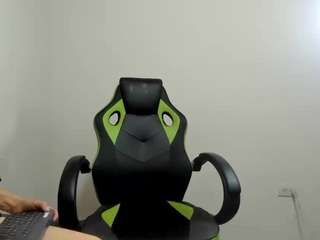 liz-grettel live webcam show