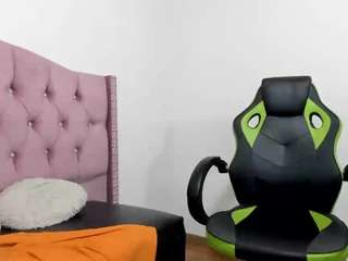Liz-grettel's cam show statistics and live stream