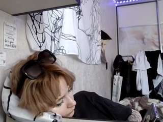 natalievoorhis webcam model