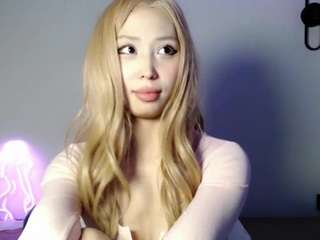 neverstoploving live cam preview