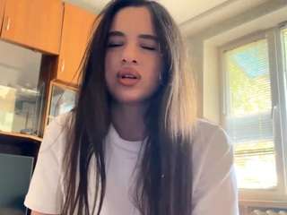 octaviahuseth webcam